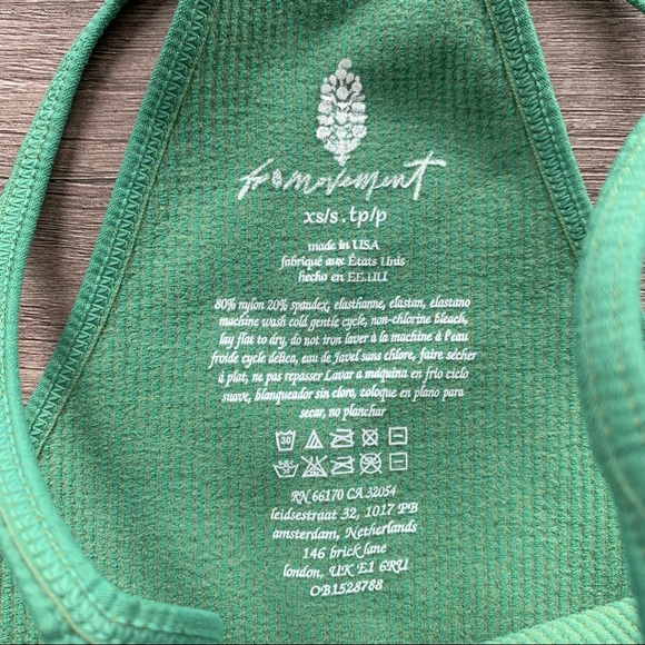 Free people Happiness Runs Crop XS/S - Picture 6 of 7